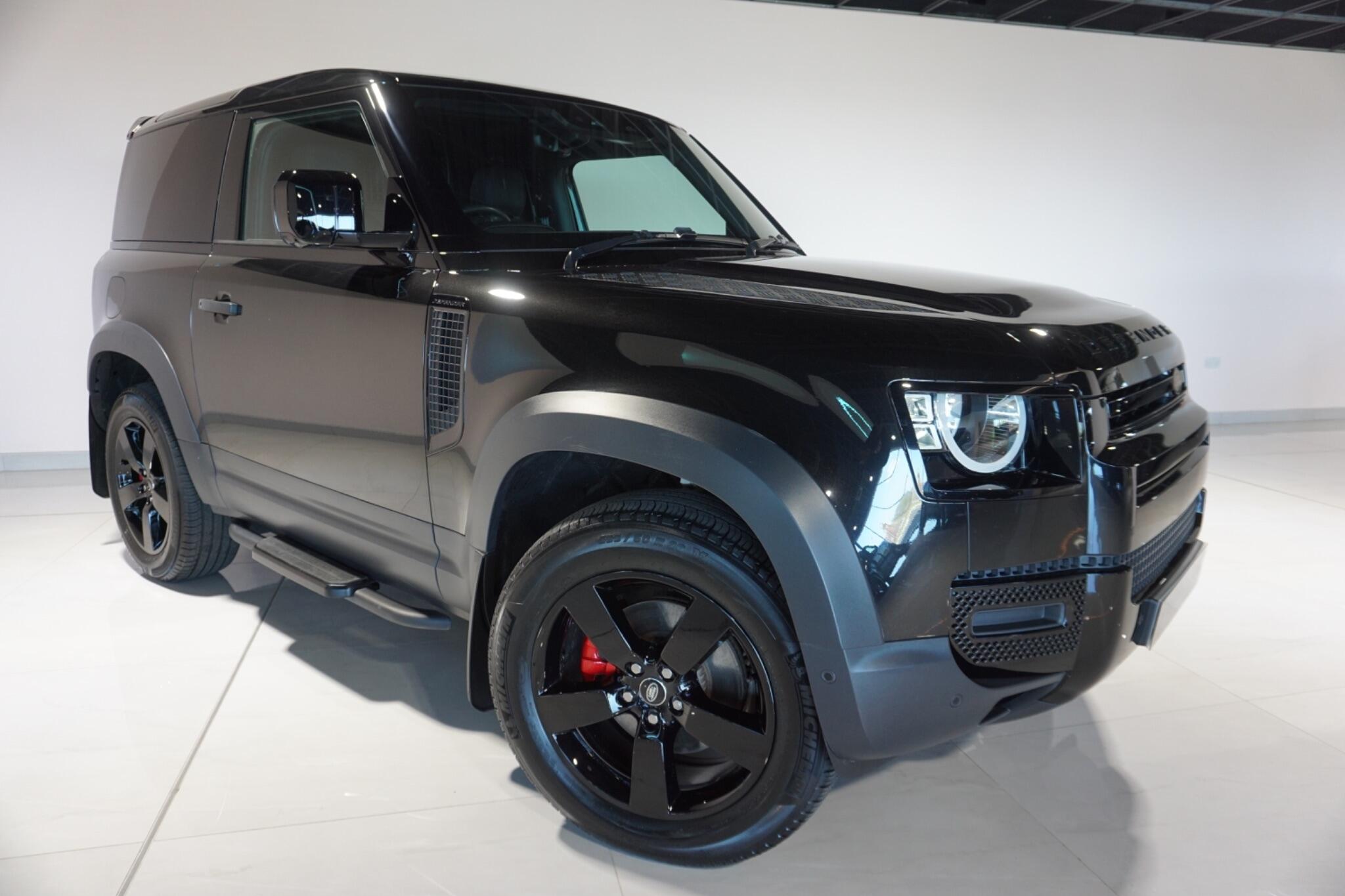 Land Rover Defender 90 3.0 D250 MHEV Hard Top SUV 3dr Diesel Auto 4WD SWB Euro 6 (s/s) (250 ps)